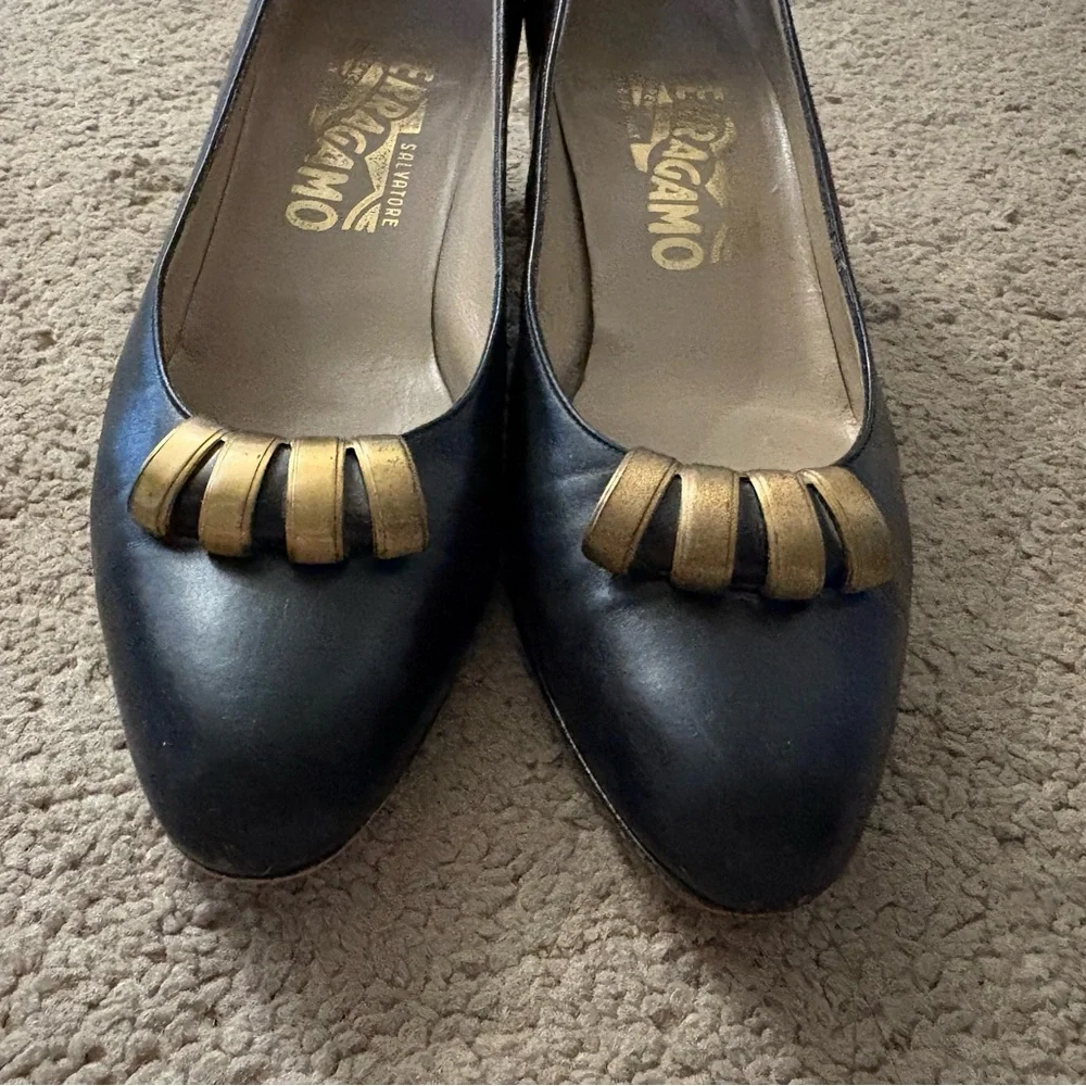 Salvatore Ferragamo Black Leather Low Pumps with Gold Accents size 6.5 AA